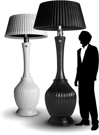 Estufas Kindle Living en blanco y en negro junto a una silueta, para comparar la altura